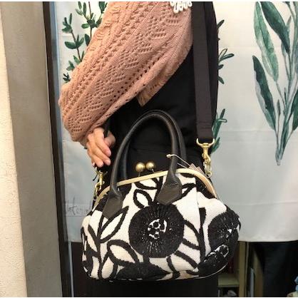 新着 SOAR SOLe/ソアソウル がま口 ショルダー ハンド 2way バッグ