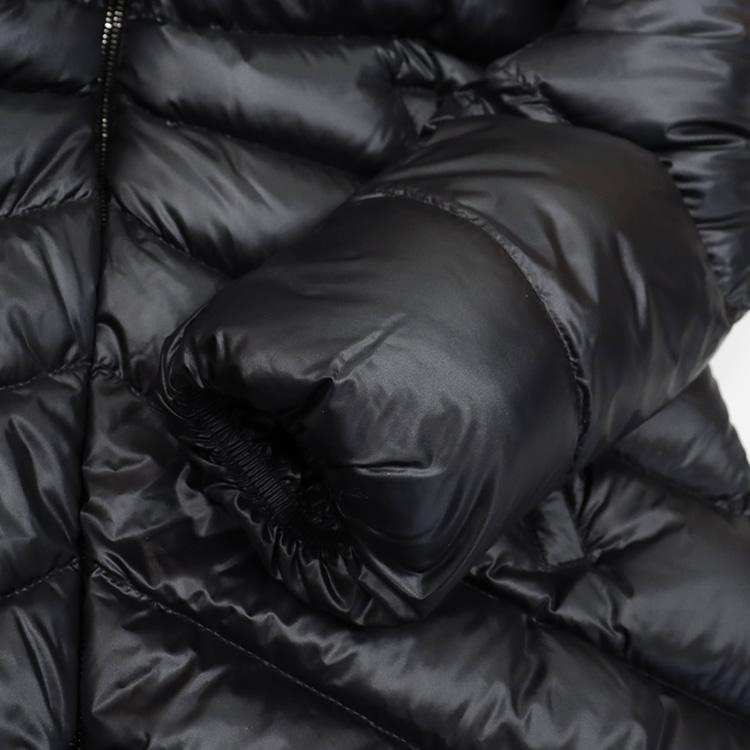 MONCLER（モンクレール） ダウン ダウンジャケット ダウンコート