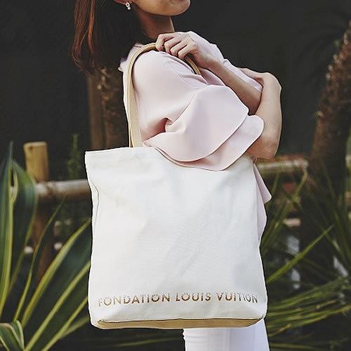 LOUIS VUITTON（ルイ・ヴィトン） フォンダシオン 美術館 バッグ