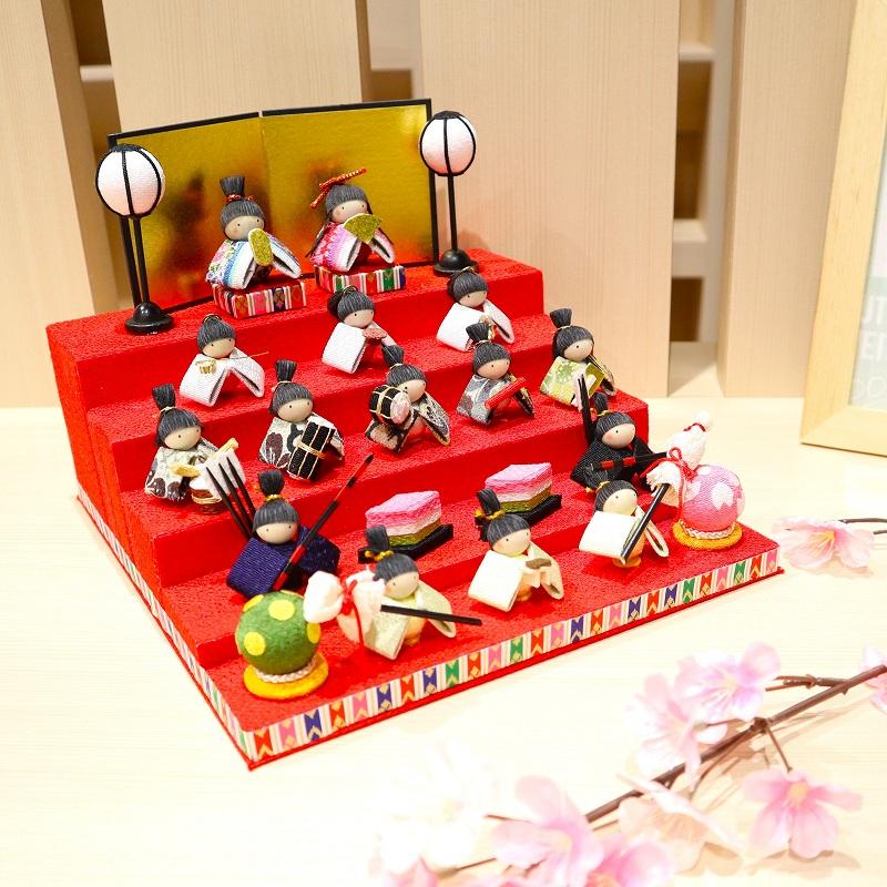 ひな 5段飾り / コンパクト 雛飾り ひな人形 五段飾り ちりめん 京都