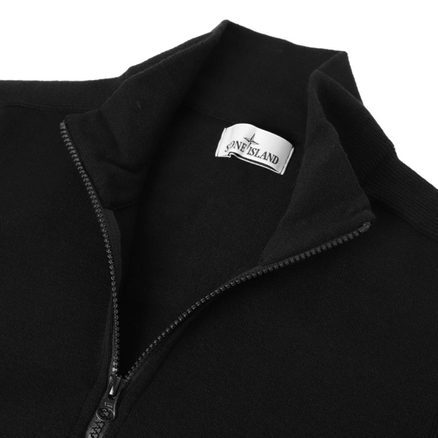 STONE ISLAND（ストーン アイランド） ハーフジップニット 521A1