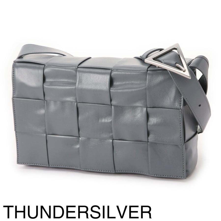 BOTTEGA VENETA（ボッテガ・ヴェネタ） ショルダーバッグ CASSETTE