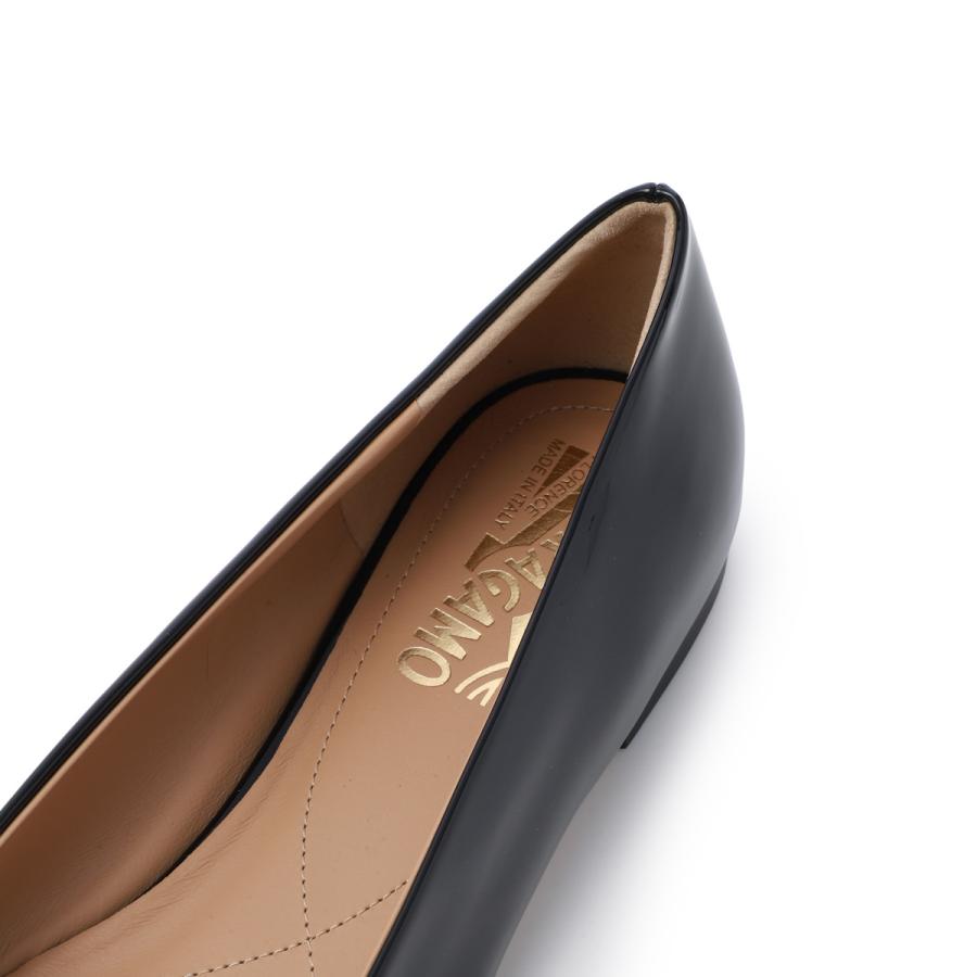 FERRAGAMO（フェラガモ） バレエシューズ VARINA ヴァリナ フラット