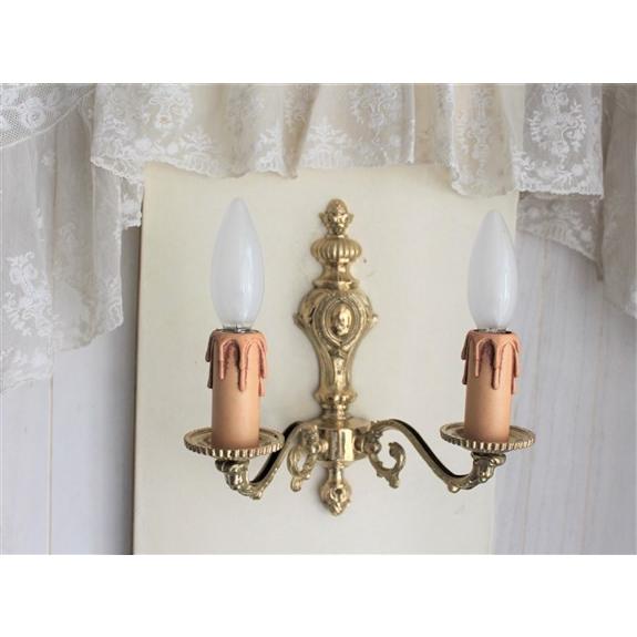 フランスアンティーク調ツインキャンドル型ブラケットライト