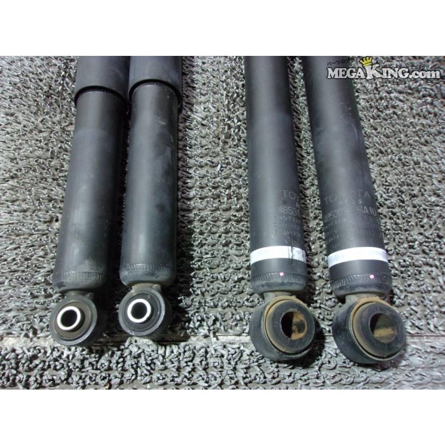 200系 ハイエース 純正 ノーマル ショックアブソーバー 1台分 48531