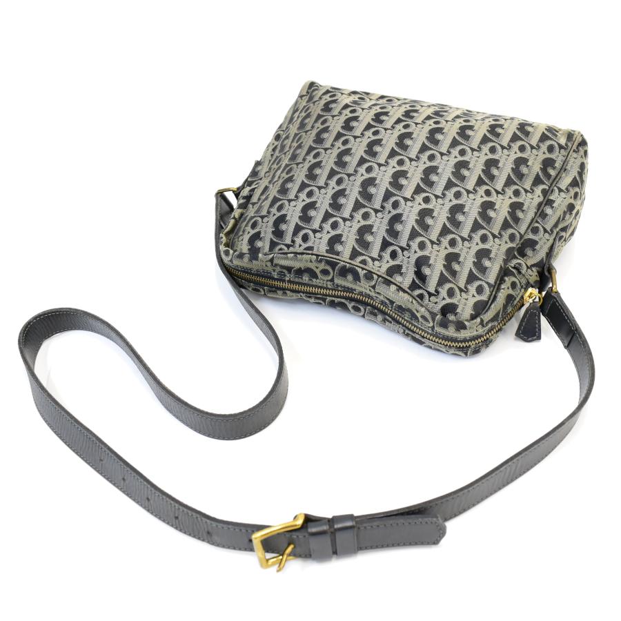 Christian Dior（クリスチャン・ディオール） ショルダーバッグ