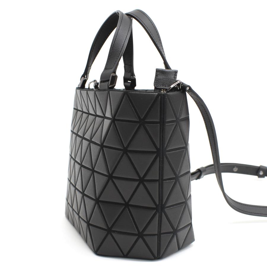 ISSEY MIYAKE（イッセイミヤケ） 2wayバッグ バオバオ BB31AG313