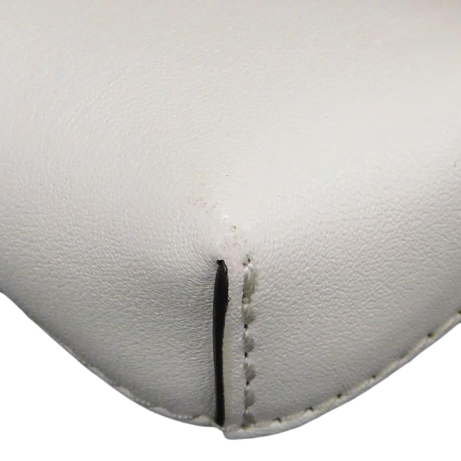 TORY BURCH（トリーバーチ） 新品同様 ショルダーバッグ レザー