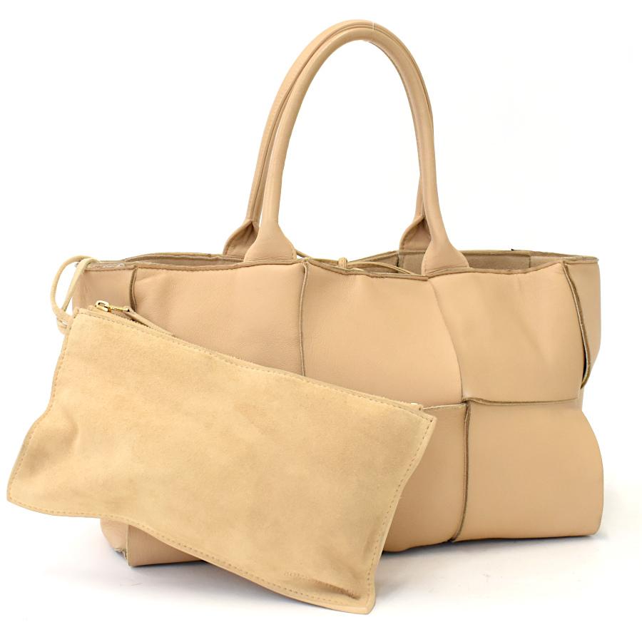 BOTTEGA VENETA（ボッテガ・ヴェネタ） トートバッグ アルコスモール