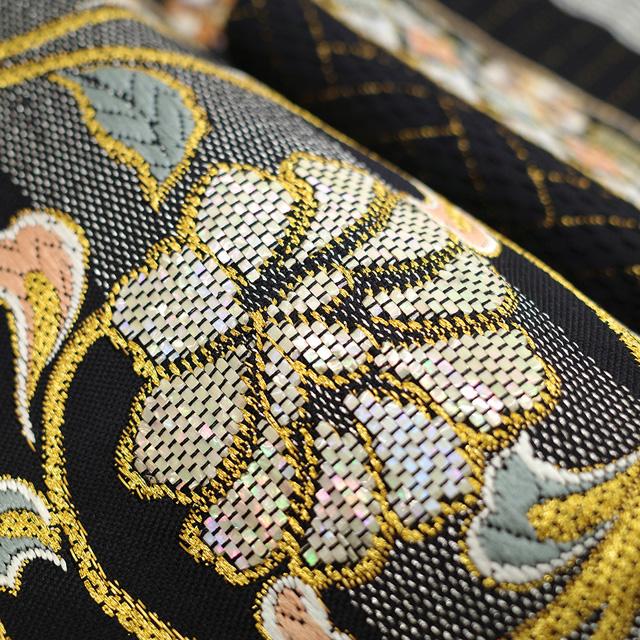 袋帯 螺鈿箔 正絹 絹 金糸 銀糸 黒地 黒 花唐草 横段 花菱 網代文