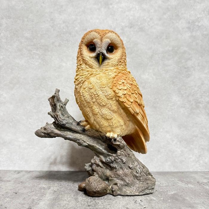 鳥 置物 オブジェ 北欧 動物 かわいい 切り株にとまるフクロウ 高さ