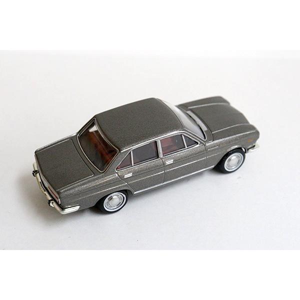 TOMYTEC トミカリミテッドヴィンテージ LV-95a ニッサン セドリック