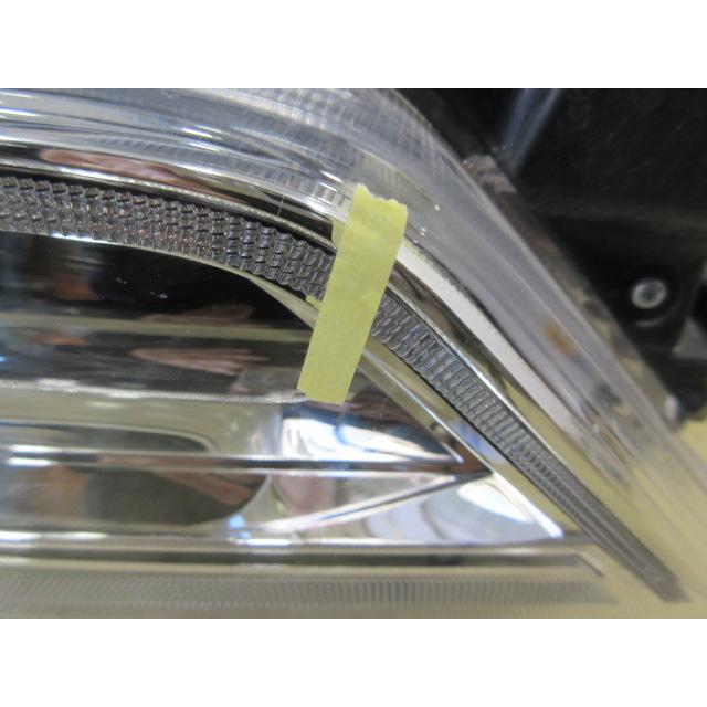 トヨタ ヴェルファイア AGH30 後期 3眼 ゴールデンアイズ 純正 LED 右