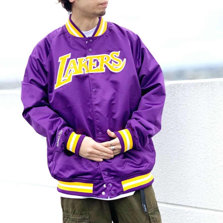 Mitchell&Ness（ミッチェルアンドネス） サテンジャケット スタジャン