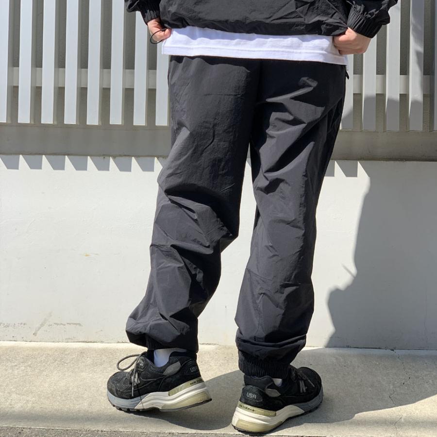 umbro（アンブロ） ナイロンパンツ トラックパンツ LOGO NYLON PANT