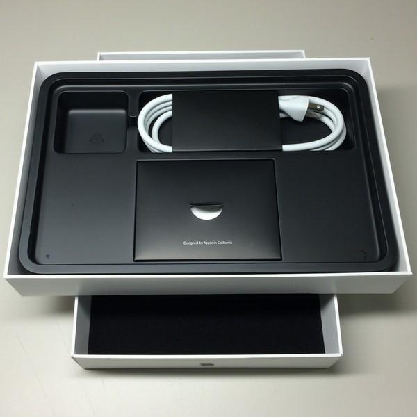 Apple MacBook Air (11-inch, Early 2015) A1465 純正箱のみ [中古