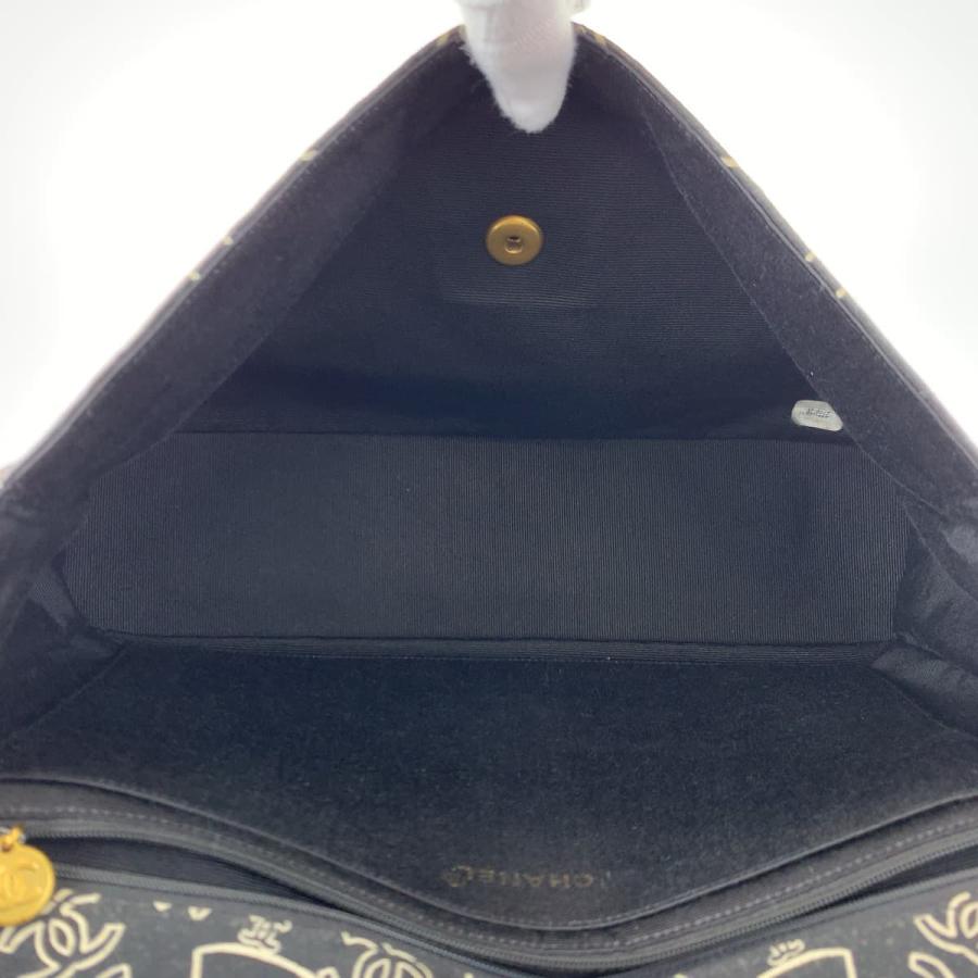 CHANEL（シャネル） 希少 バンダナ柄 マトラッセ ココマーク ターン