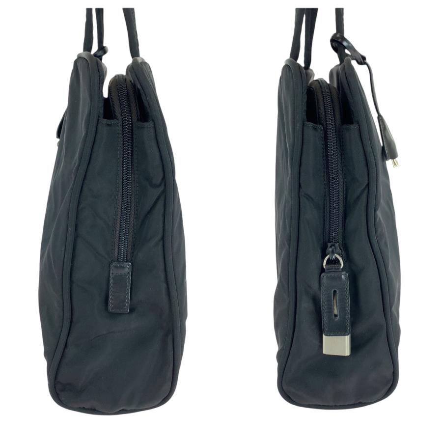 PRADA（プラダ） テスート 三角ロゴプレート ブラック 黒 シルバー金具