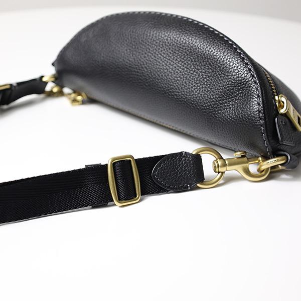 COACH（コーチ） Crossbady Bag ボディバッグ クロスボディ ベルト