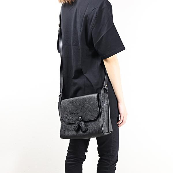 LONGCHAMP（ロンシャン） Penelope ショルダーバッグ クロスボディ