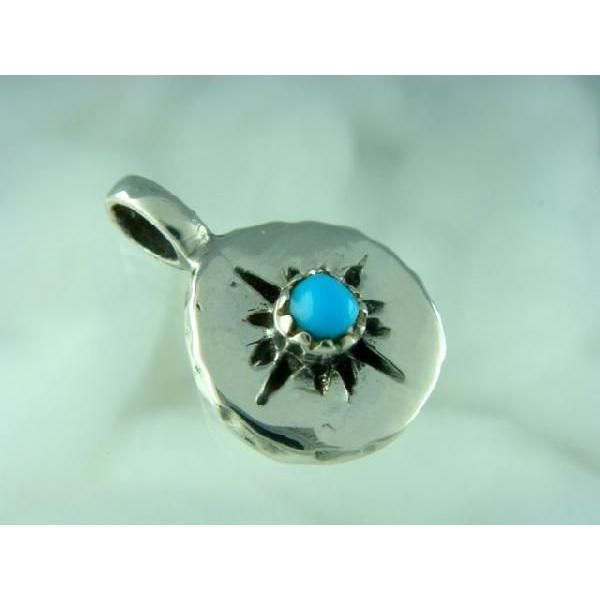 シルバー925 ターコイズカラーの石が爽やかなペンダントトップ