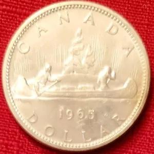1965 年カナダ 1 ドル銀貨、エリザベス 2 世。 KM# 64.1 : WORLDRE