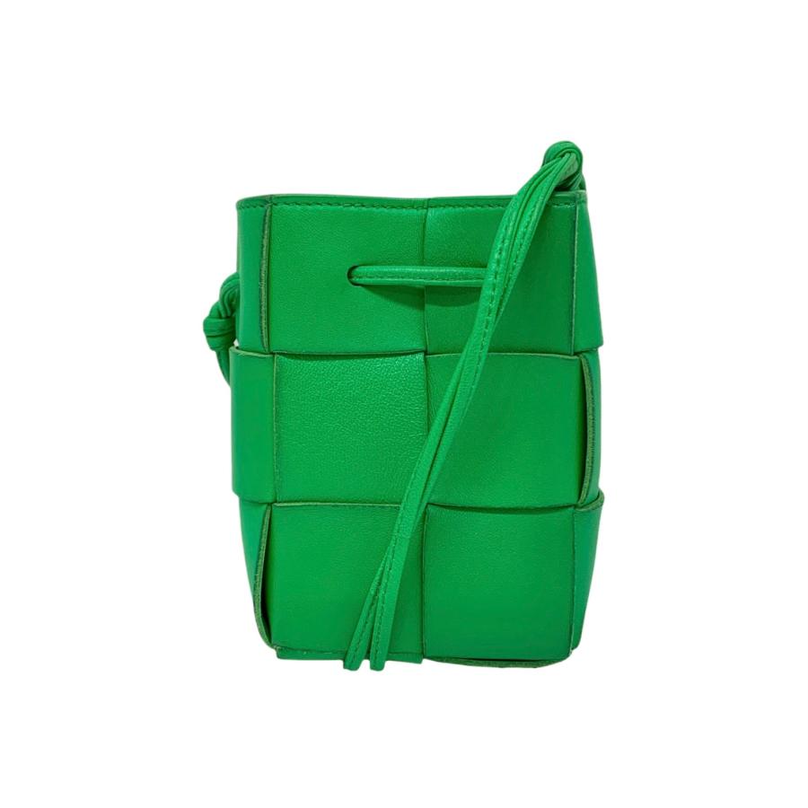 BOTTEGA VENETA（ボッテガ・ヴェネタ） ショルダーバッグ カセット