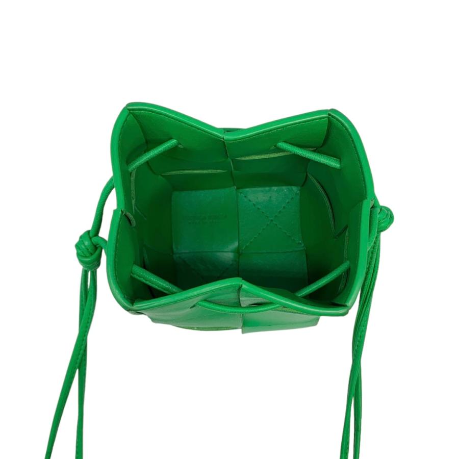 BOTTEGA VENETA（ボッテガ・ヴェネタ） ショルダーバッグ カセット