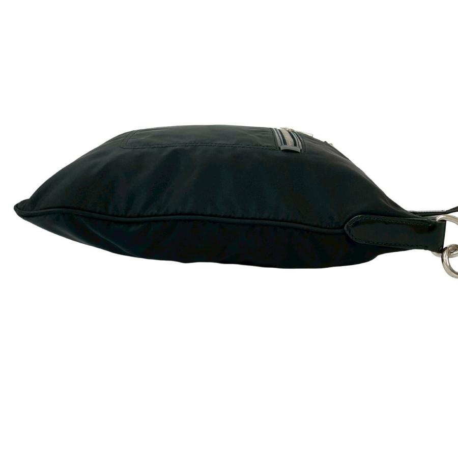 PRADA（プラダ） 極 美品 三角ロゴ プレート 金具 テスート ナイロン