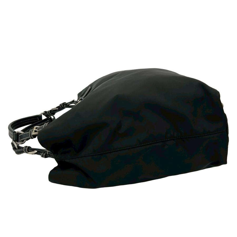 PRADA（プラダ） 極 美品 希少品 三角ロゴ 金具 テスート ナイロン