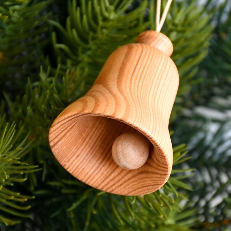 爆買 白木のクリスマスのオーナメント3点セット 削り木・木の鐘・木の