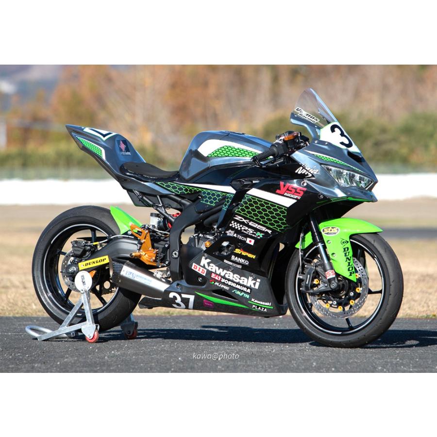 カワサキ（Kawasaki） ZX-25R ZX-4R Z650RS NINJA650 Z650 レーシング