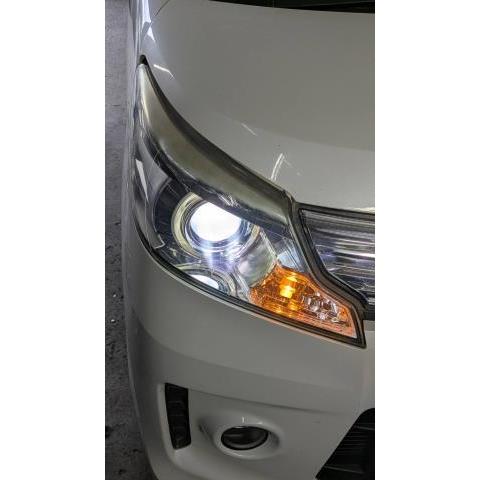 スペーシア カスタムTS DBA-MK32S 右ヘッドランプ ヘッドライト HID