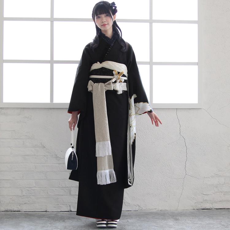 振袖 白と黒の花柄 振袖 成人式 振袖7点セット 振袖フルセット 黒と白