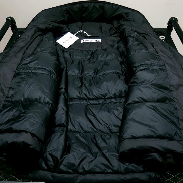 Acne Studios（アクネ ストゥディオズ） FULL ZIP HOODED DOWN JACKET