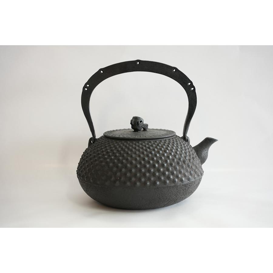 鉄瓶 宝珠型アラレ 霰文様 打ち出の小槌 南部鉄器 成龍堂（せいりゅう