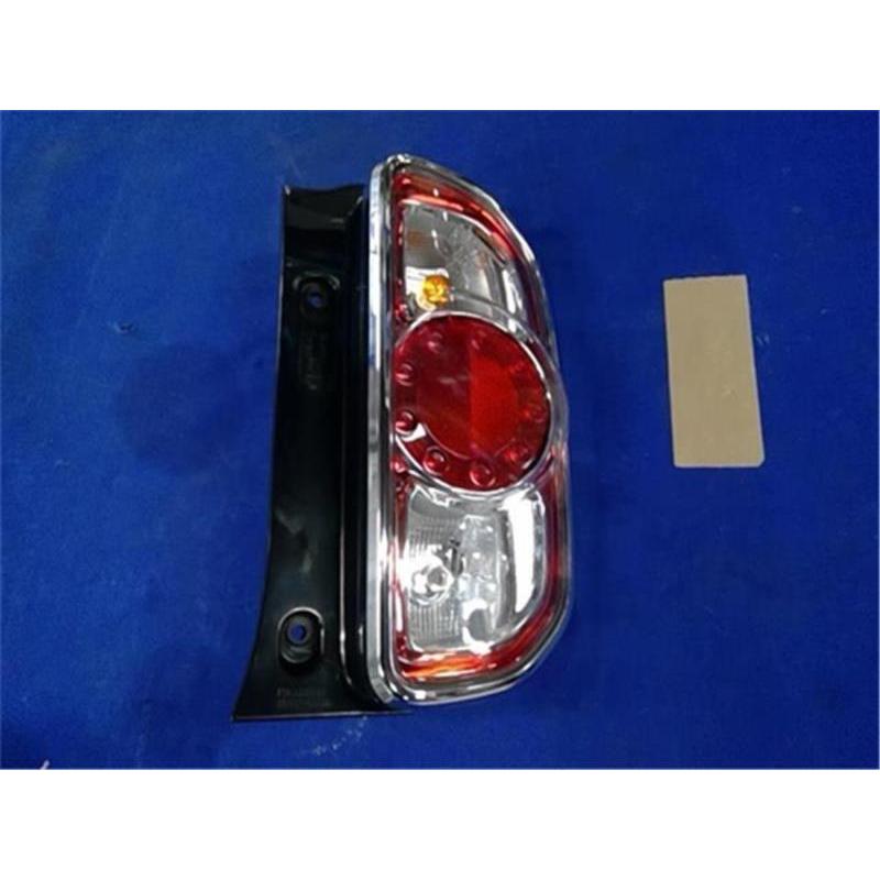 スズキ 純正 ハスラー 《 MR31S 》 右テールランプ P21300-24005449