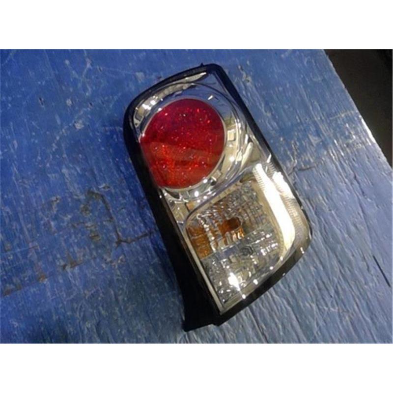 トヨタ 純正 カローラルミオン 《 NZE151N 》 右テールランプ 81550