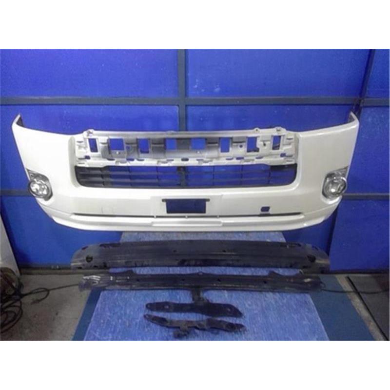 トヨタ 純正 レジアスエース 《 TRH200V 》 フロントバンパー 52119