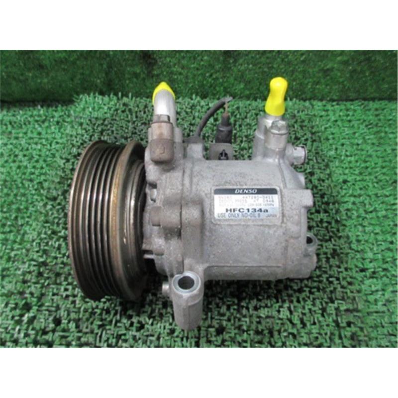 スズキ 純正 ワゴンR 《 MH34S 》 エアコンコンプレッサー 95200-74PB1