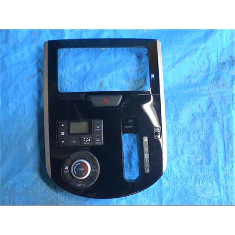 ダイハツ 純正 タント 《 LA600S 》 エアコンスイッチパネル P91800