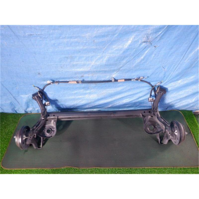 スズキ 純正 アルト 《 HA36S 》 リアアクスルビーム P80200-22008567