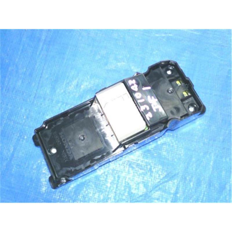 ホンダ 純正 N-BOX 《 JF1 》 パワーウィンドウスイッチ P31501