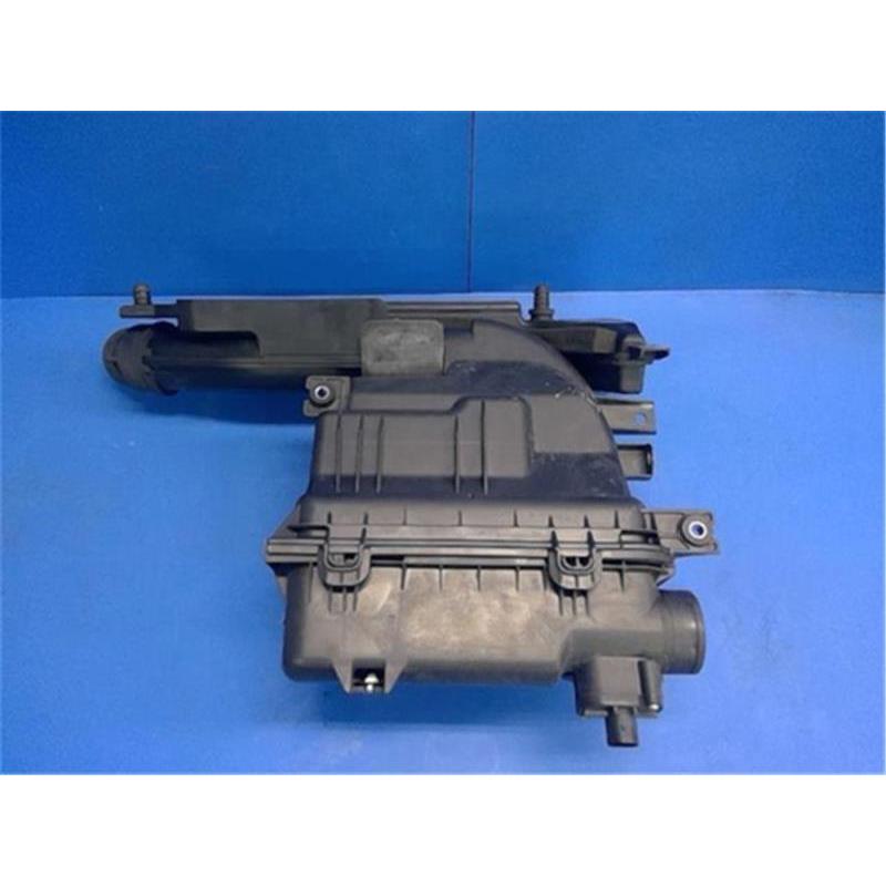 スズキ 純正 スイフト 《 ZC72S 》 エアクリーナー 13700-71L00 P61200