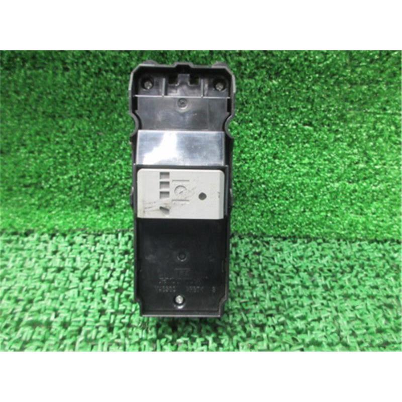 ホンダ 純正 N-BOX 《 JF1 》 パワーウィンドウスイッチ 35750-TY0-J04
