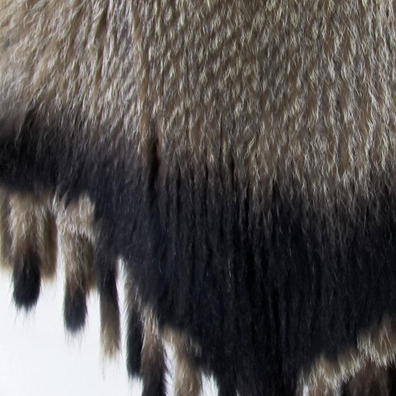 毛皮/アメリカンラクーン/ファー ポンチョ ケープ マント リアルファー