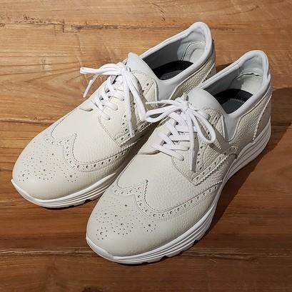 HIROSHI TSUBOUCHI（ヒロシ ツボウチ） ウイングチップレザー