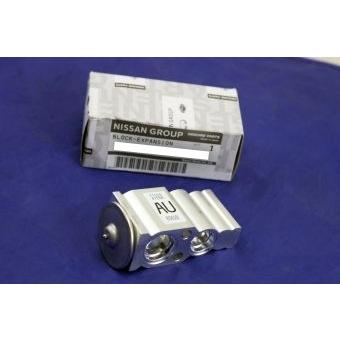 ☆ 日産 純正 新品 VR2E26 NV350 キャラバン クーラーエキスパンション