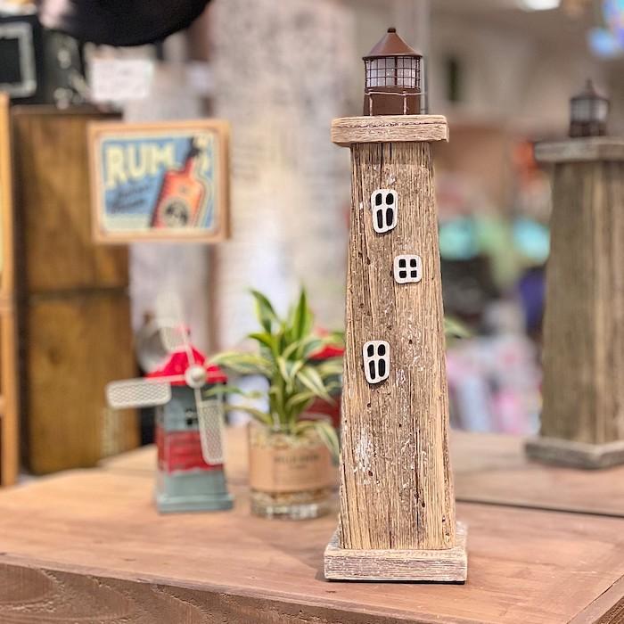 E・古道具 アンティーク雑貨 古材とミニモールドのランプ E・古道具