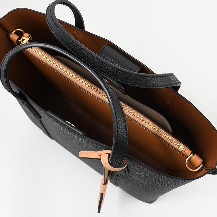 TORY BURCH（トリーバーチ） スモール トリプルコンパートメント